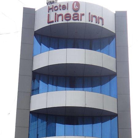 Linear Inn Indore Esterno foto